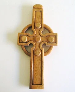 Handcrafted Maple Witco Wood Sculpture Wall Art Cross Signed - Picture 1 of 6