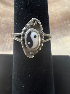 Sterling Silber 925 schwarz-weiß Emaille Yin Yang Ring Größe 5,5 - Bild 1 von 7
