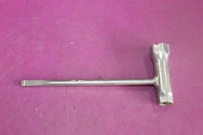 Llave de bujía Stihl. 1/2” y 3/4”. Ver foto. Foto 1 de 2