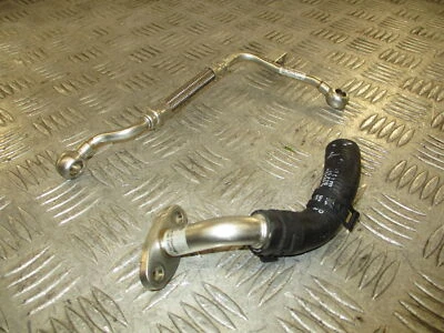 Volkswagen Transporter T6.1 2.0 TDi 2023 ADN. Tubos de aceite turbo 04L145771T 11K Foto 1 de 4