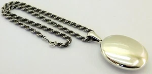 Large Victorian Solid Silver Locket & Chain, c1880. - Picture 1 of 11