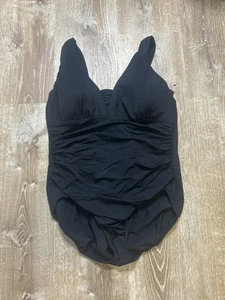 Costume da bagno Lands' End 18 D nero tinta unita pezzo unico scollo a V increspato dimagrante usato in ottime condizioni - Foto 1 di 7