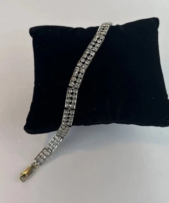 10k gold bracelet Art deco with filigree and stippling. 5.39grams  - Image 1 of 4