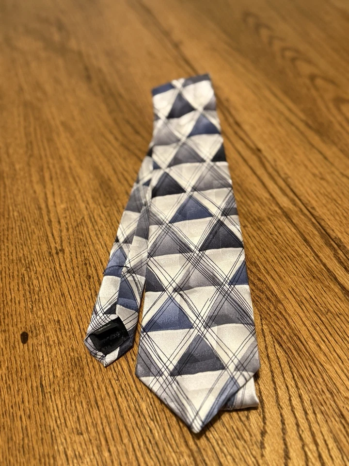 Corbata de Seda J. Garcia – “Objetos Aztecas” – Colección 53 – 100% Seda Foto 1 de 3