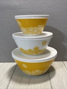 Juego de 3 cuencos mezcladores vintage Charm Pyrex Golden Days inspirado en mariposas - Imagen 1 de 21
