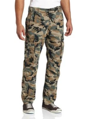 Levi's Strauss Men's Original Relaxed Fit Cargo I Pants Camo Beige 124620001 - Image 1 of 2