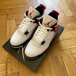 Nike Jordan 4 Retro Red Cement EUR 44 US 10 - Bild 1 von 4