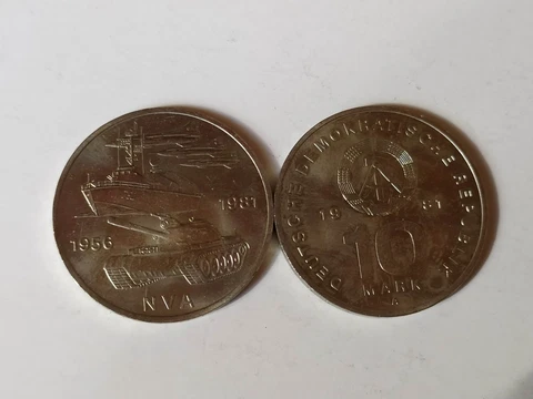 Germany DDR 10 mark 1989 Cover