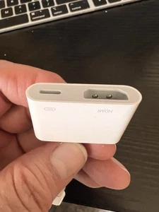 Apple Lightning Digital AV Adapter – MD826AM/A | HDMI and Lightening - FS - Photo 1/4