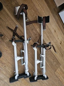 PLASTERING ADJUSTABLE STILTS 24-40 INCH ALUMINIUM FOR DRYWALL PAINTING BUILDERS - Picture 1 of 12