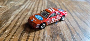 Hot Wheels 1992 Ford Thunderbird Vintage Rennwagen #11 rot metallic mit blauem Logo - Bild 1 von 3