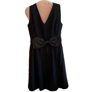 Vestido de Cóctel Sears Fashion Board Años 60 Vintage Negro Lazo Satinado Cuello en V Talla S Foto 1 de 4