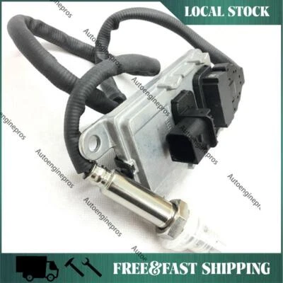 A0101531428 24V Nitrogen Nox Oxygen Sensor 5WK97329A for Mercedes-Benz Trcuk - Image 1 of 4