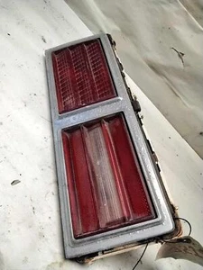 Conjunto de luz trasera izquierda Chevy Nova 1975 1976 1977 1978 1979 - Imagen 1 de 3