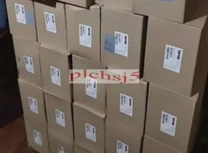 NEW Lenze inverter LENZE 8200 VECTOR D-31855 E82EV752-4C 7.5KW - Picture 1 of 5