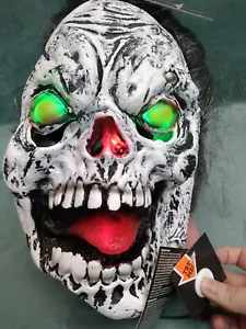 NWT Light Up Zombie Skull Unisex Mask. One Size Fits All - Picture 1 of 7