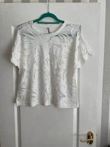 Gorgeous Stradivarius Zara Ivory Tropical Leaves Semi Sheer Burn-Out Top Size L - Picture 1 of 3