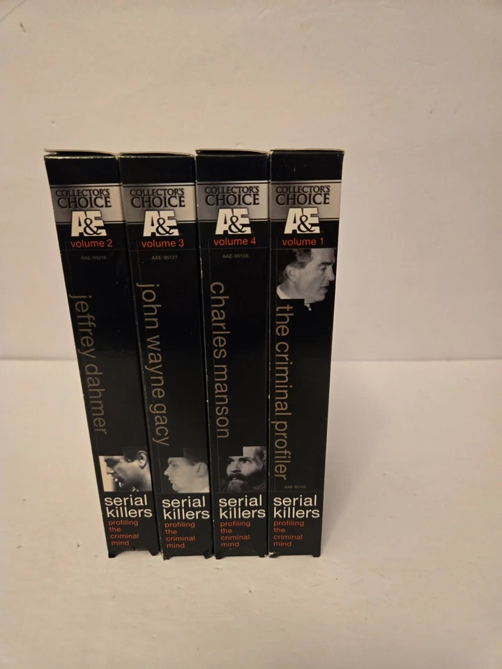 1999 A&E Serial Killers Profiling the criminal mind  4 VHS Tape Collector Choice - Image 1 of 3