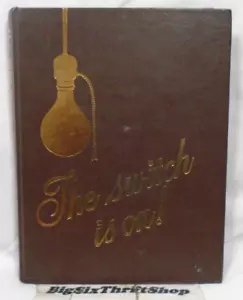 1982 Ernest W. Seaholm High School Annual Yearbook THE PIPER, Birmingham, MI - Imagen 1 de 1