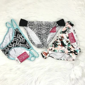 Hula Honey Bikini Bottom Lot of 3 Wholesale  Size Small Retail $84 - Picture 1 of 4