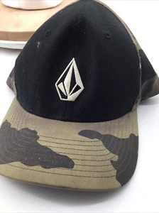 Kids Volcom Hat Baseball Flex Fit Small/ Medium Cap Army Camo Unique - Picture 1 of 10