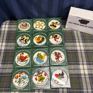 Juego de 12 adornos Trim A Tree The Twelve Days Of Christmas en caja Hong Kong Q3 - Imagen 1 de 18