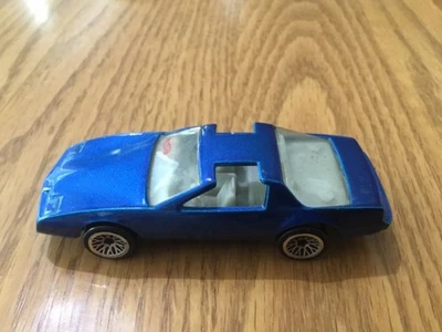 Pontiac Firebird 1982 vintage Hot Wheels azul metálico fundido a presión 1:64 techo en T raro Foto 1 de 4