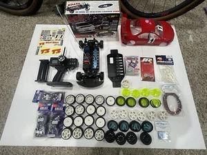 RARE! 1st GEN Vintage Team Associated 1/10 RC10 TC3 w/BOX RC car and accessories - Picture 1 of 11