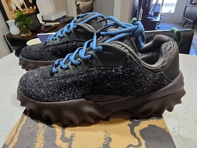 Oakley Factory Team Chop Saw X BRAIN DEAD MENS SIZE 10 HIKING BOOT SHOES NEW - Image 1 of 4