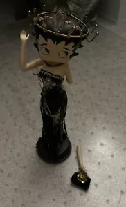 Betty Boop schwarzes Abendkleid, mit Krone & Handtasche, von Hearst, atemberaubende Figur - Bild 1 von 4