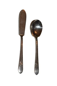 Rogers IS Silver Plate Beloved Butter Knife & Sugar Spoon circa 1940 - Picture 1 of 3