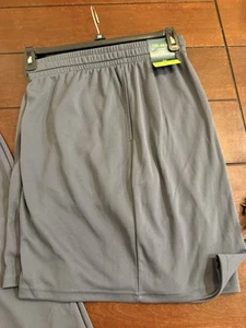 MEN'S TEK-GEAR MESH SHORTS SIZE XXL POCKETS BREATHABLE NEW 3XB - Picture 1 of 3