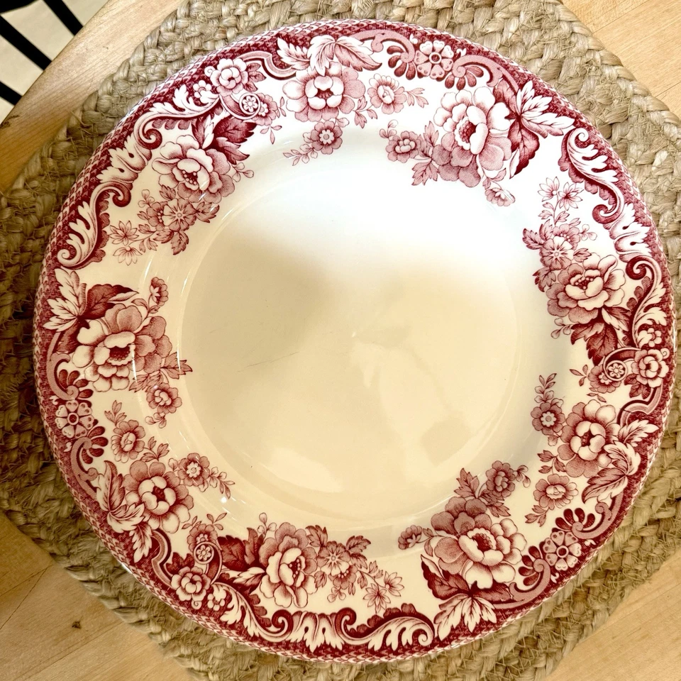 Spode Delamere Cranberry Dinner Plates Red Transferware Floral Cottage S3784-A7 - Image 1 of 4