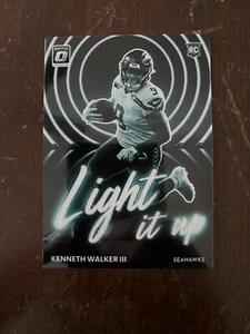 Kenneth Walker III Rookie Card 2022 Optic Light It Up #LU-16 Seattle Seahawks RB - Picture 1 of 3