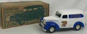 UK Kentucky Wildcats 1946 Chevy Suburban '78 Champions 1996 Ertl DIECAST Bank - Picture 1 of 4