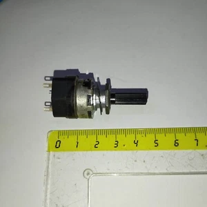 ROTARY SWITCH (style potentiometer switch) lot 1 pcs B7h3 - Picture 1 of 5