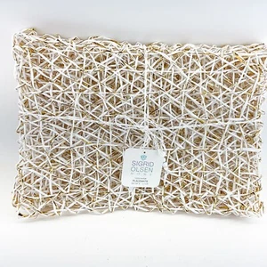 Sigrid Olsen Set of 8 White & Gold Sparkly Reusable Placemats NEW - Picture 1 of 6