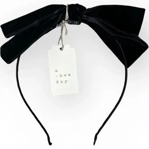 A New Day: Black Velvet Bow Headband Metal - New with Tags! - Picture 1 of 2
