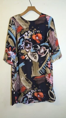 BNWOT M&S Shift Dress Size 14 Art Print Navy Floral Vneck Back Work Smart Casual - Image 1 of 4