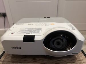 Epson Eb-425w Short-throw WXGA projector