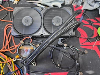 Asus ROG RYUO I 240 ARGB AIO Liquid CPU Cooler 240mm - Image 1 of 4