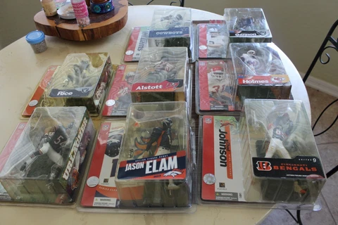 NFL MCFARLANES (OLDER): ALSTOTT, GANNON, WILLIAMS, RICE, ELAM, URLACHER, JOHNSON Cover
