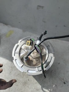 Fiat Panda MK3 2019 bomba de combustible 52041066 - Imagen 1 de 4