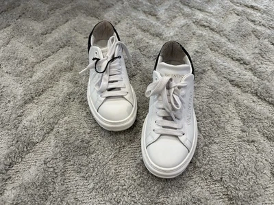 Valentino Fresia кроссовки в белый черный 7,5 б/у, пожалуйста, прочитайте - Изображение 1 из 4