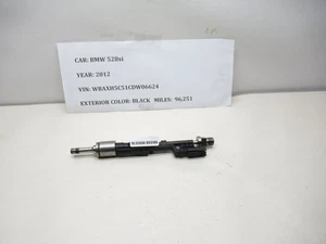 2012-2013 BMW 528xi Fuel Injector 13647597870-05 OEM - Picture 1 of 7