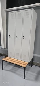Spind mit Sitzbank - Bild 1 von 2