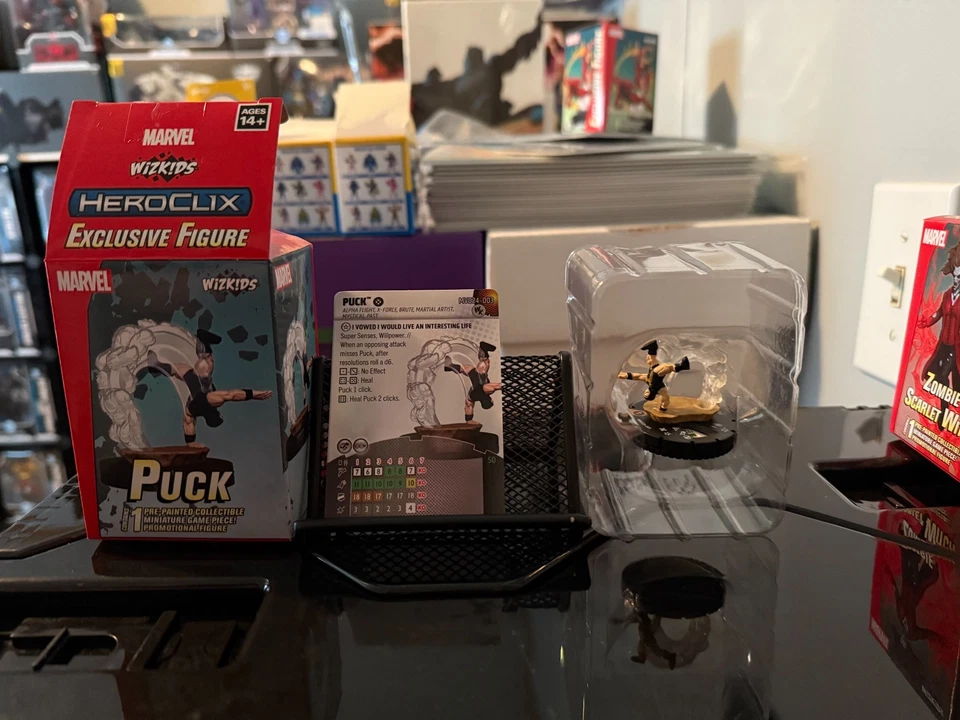 Marvel Heroclix MVD24-003 Puck Convention Exclusive Figure New With Card In Box - Image 1 of 1