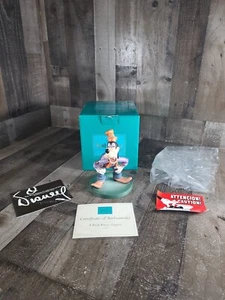 NEW WDCC Goofy "A Real Knee-Slapper" Figurine Complete with COA Disney  - Picture 1 of 11