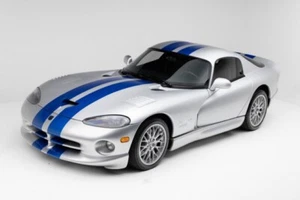 1999 Dodge Viper - Picture 1 of 4
