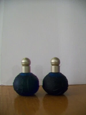 2 Sun Moon Stars por Karl Lagerfeld Pure Parfum .12 floz 3,7ml cada mini perfume - Imagem 1 de 4